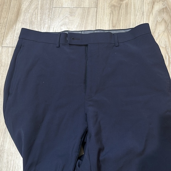 Calvin Klein dress pants size 33x32 - Picture 2 of 4